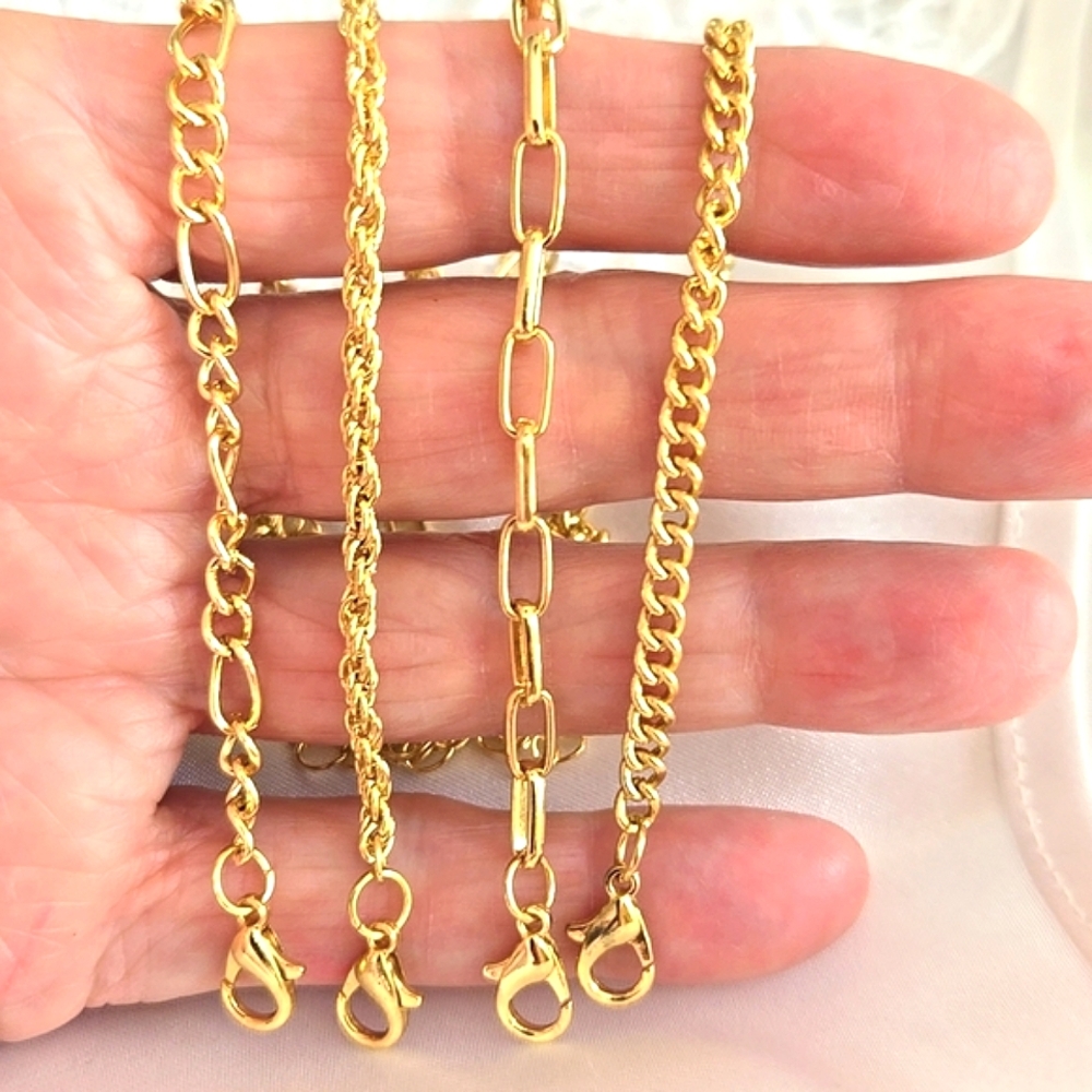 ⛓️ New Set of 4 Gold Stacking Chain Bracelets Adjustable ⛓️